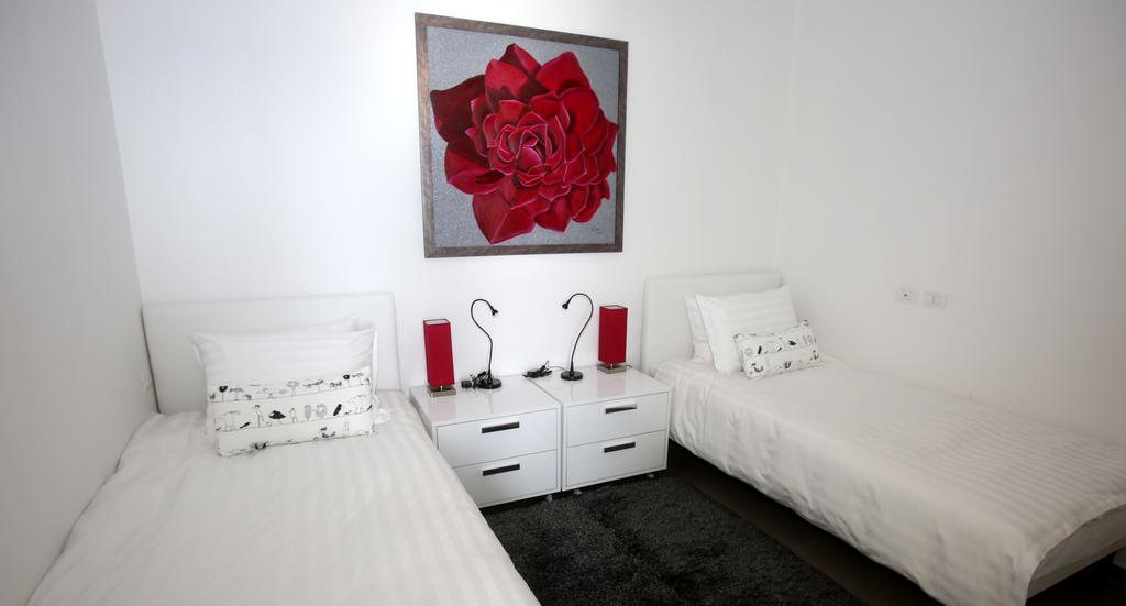 White Residence Luxury Apartments Sarande Ngoại thất bức ảnh