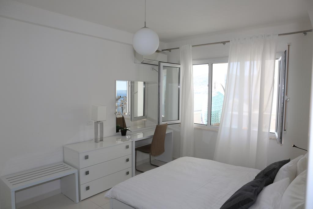 White Residence Luxury Apartments Sarande Phòng bức ảnh