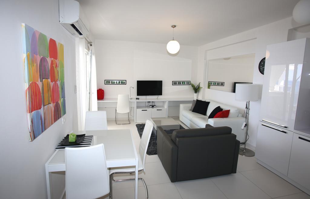 White Residence Luxury Apartments Sarande Ngoại thất bức ảnh